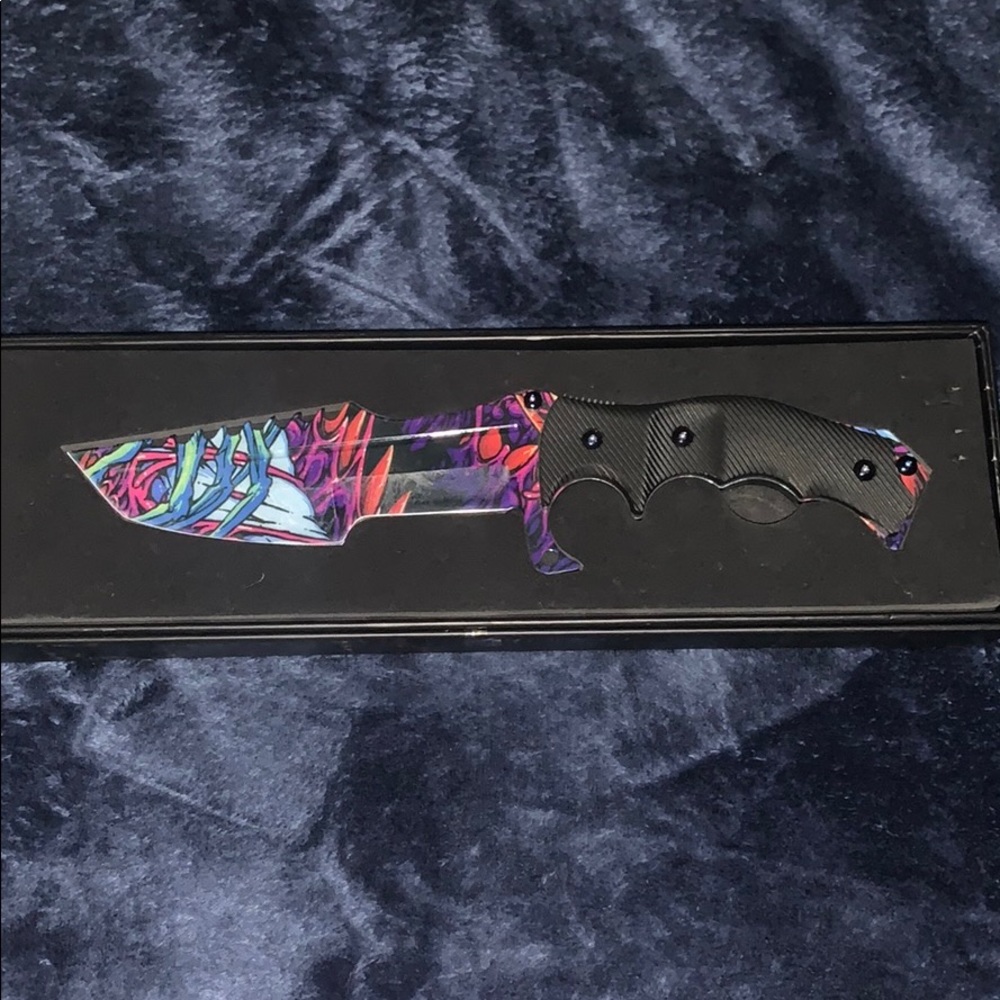 CSGO HUNTSMAN AND KARAMBIT KNIFE!!!